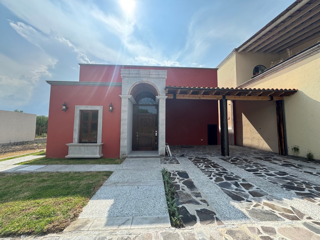 House in Las Campanas, Guanajuato, Mexico 2 - 18780165