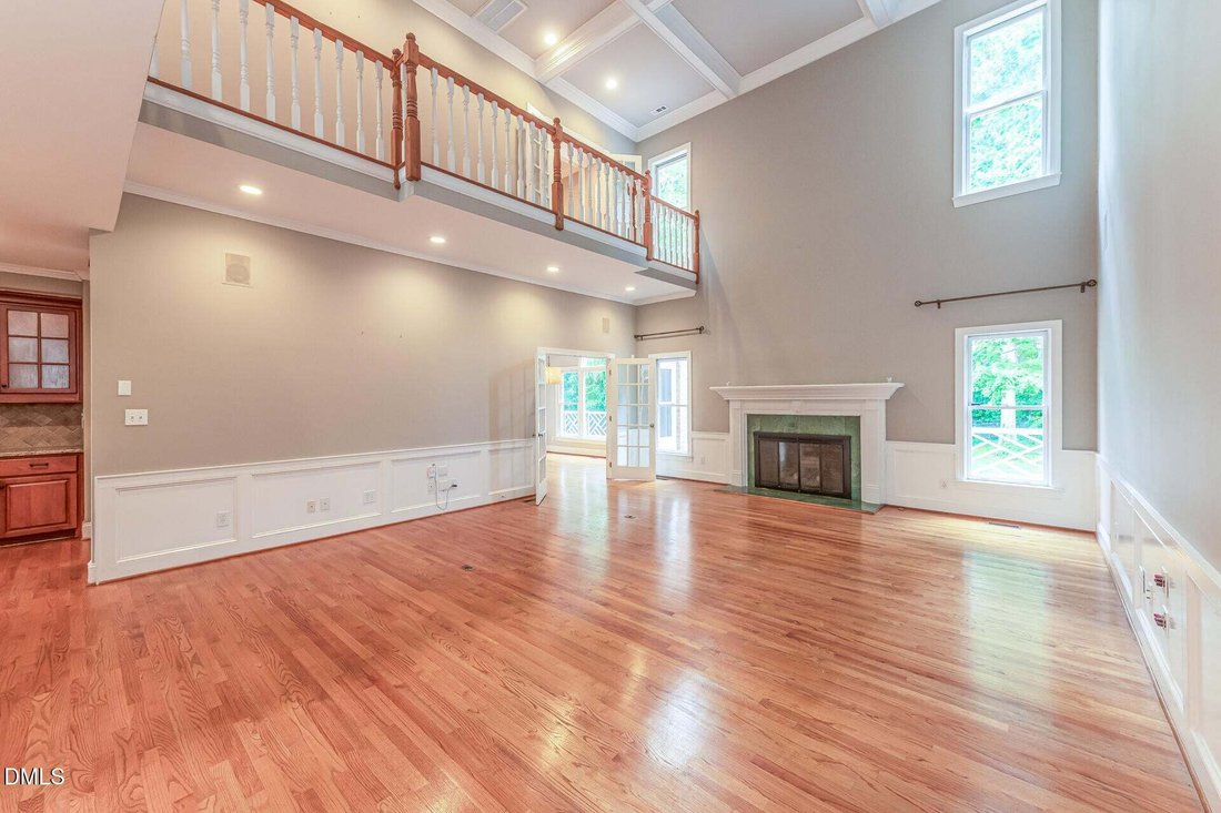 Casa a Cary, Carolina del Nord, Stati Uniti 3 - 18241928