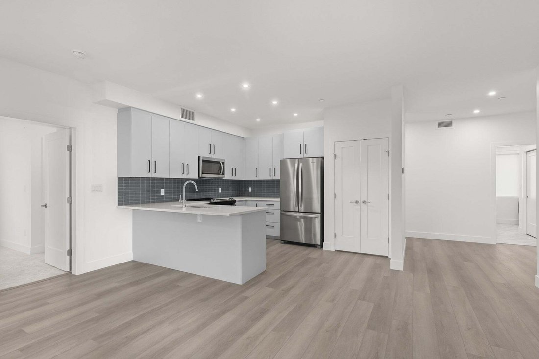 Appartement à Kelowna, Colombie-Britannique, Canada 5 - 18782455