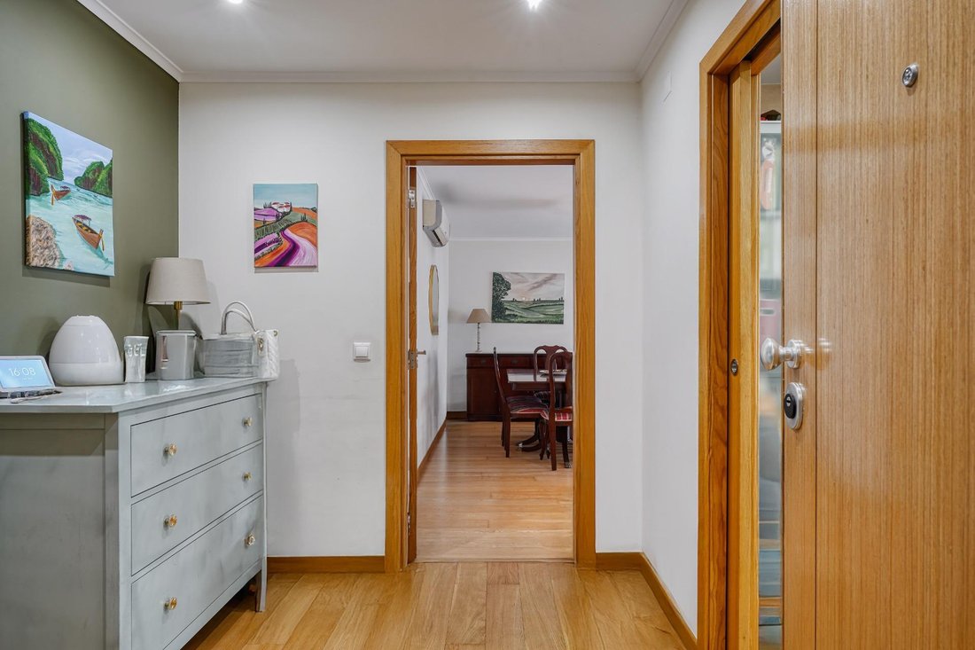 Apartment in Santa Iria de Azoia, Sao Joao da Talha e Bobadela, Lisbon, Portugal 5 - 18782221