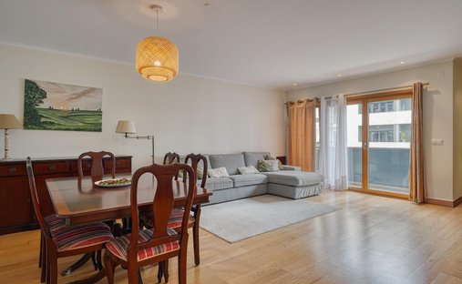 Apartment in Santa Iria de Azoia, Sao Joao da Talha e Bobadela, Lisbon, Portugal 1