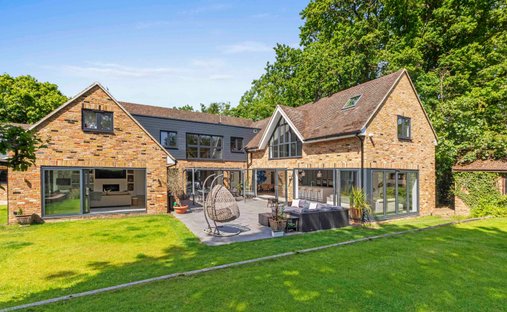 House in Beaconsfield, England 1