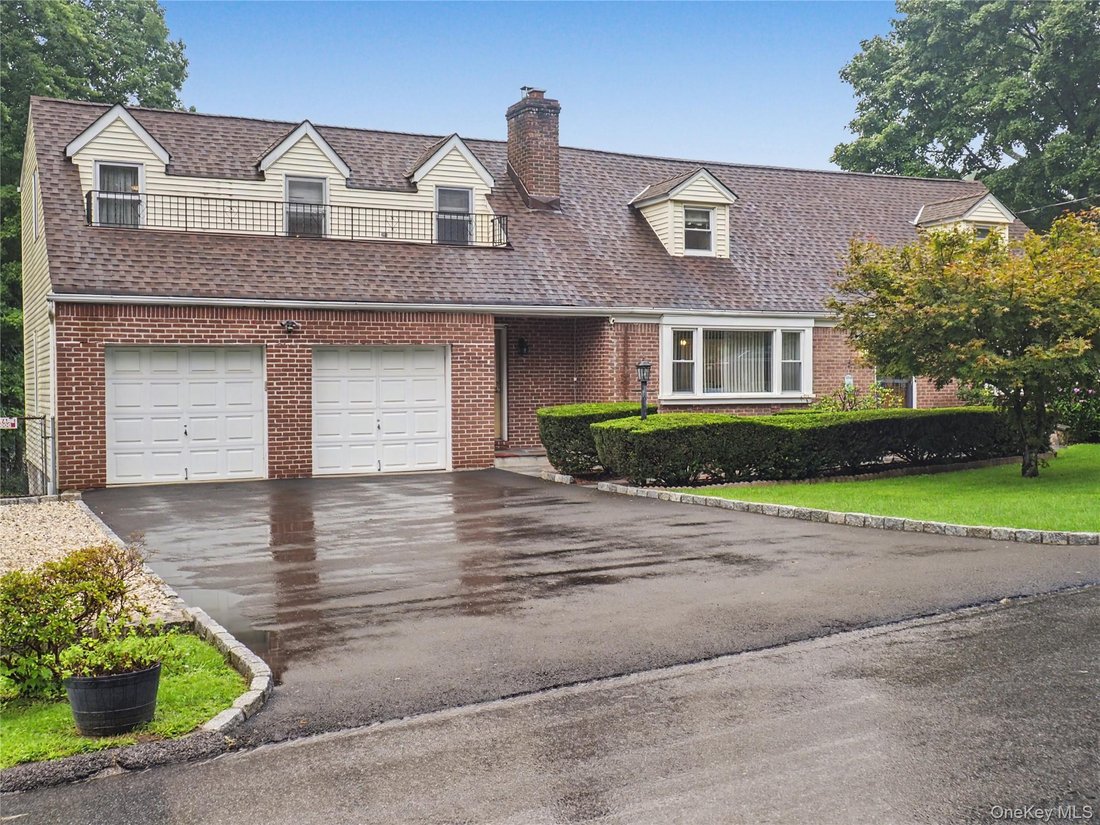 House in Thornwood, New York, United States 3 - 18782051