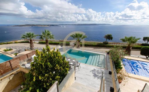 Villa a Għajnsielem, Malta 1