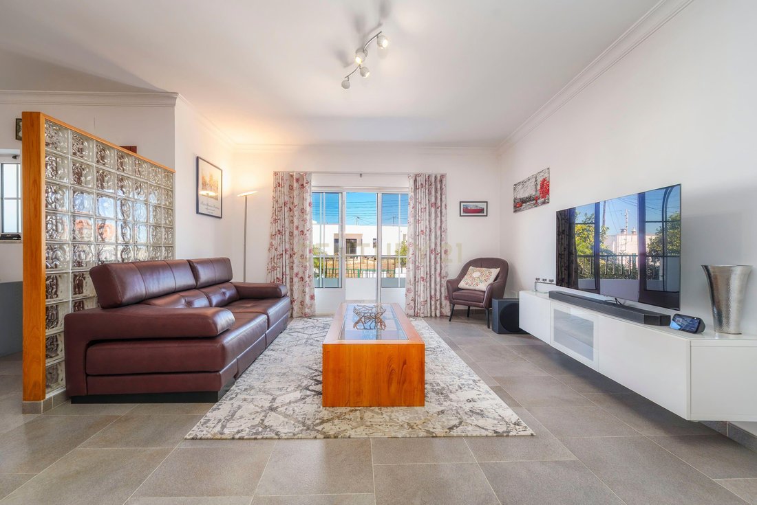 Villa in Montenegro, Algarve, Portugal 1 - 17104188
