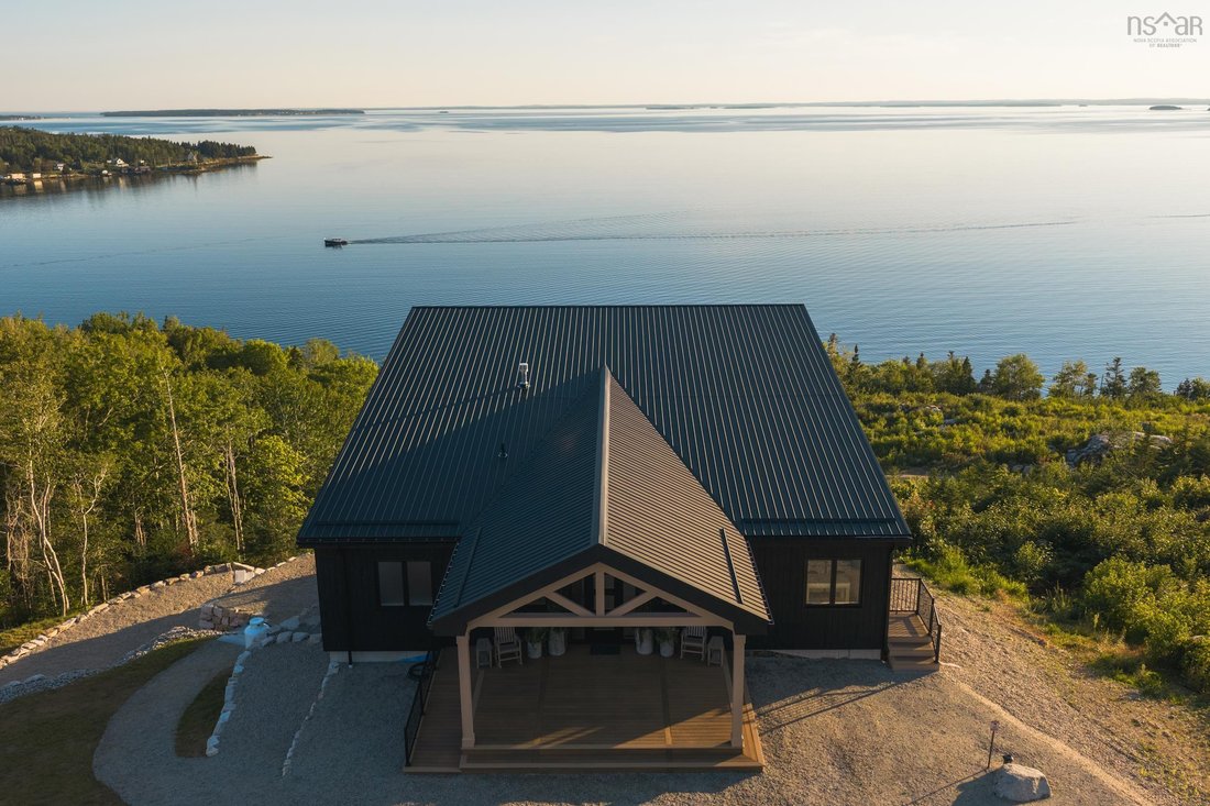 House in Chester, Nova Scotia, Canada 4 - 18782402