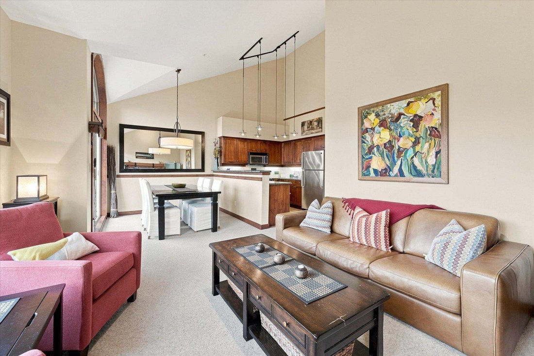Townhouse in Whistler, British Columbia, Canada 4 - 18782422