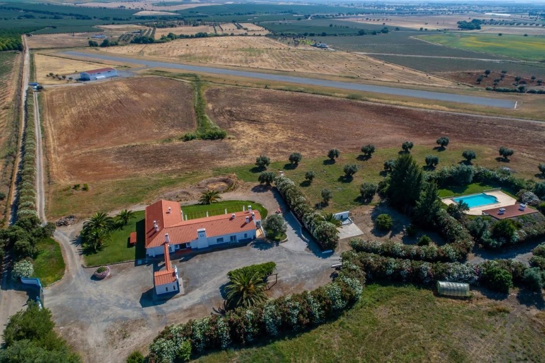 Country House in Ferreira do Alentejo e Canhestros, Beja District, Portugal 2 - 18782601