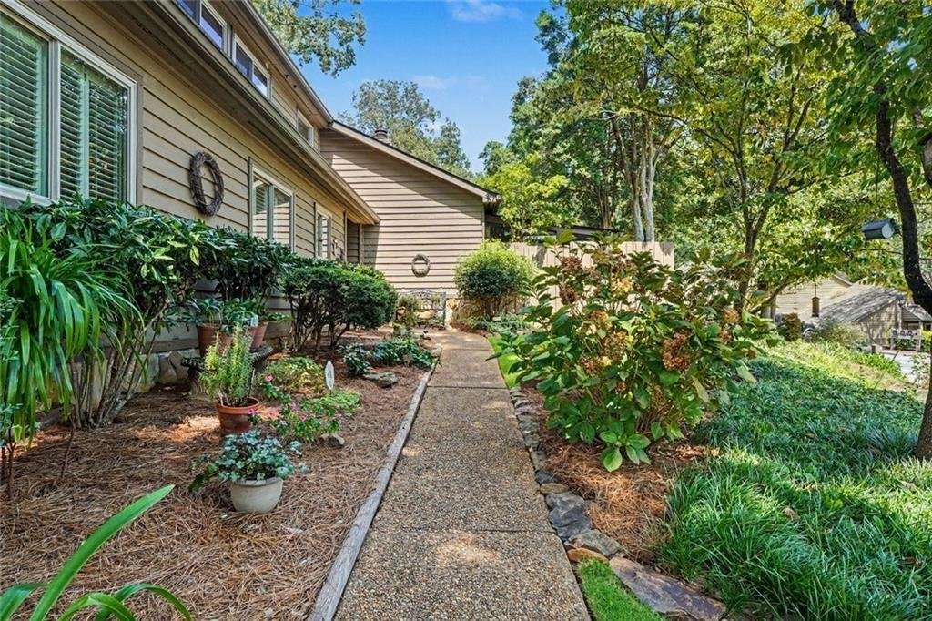 Condo in Brookhaven, Georgia, United States 5 - 18782464