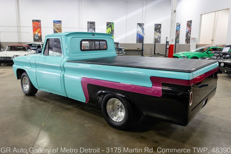 "Big Block Blue" in Commerce Twp, United States 4 - 18782331