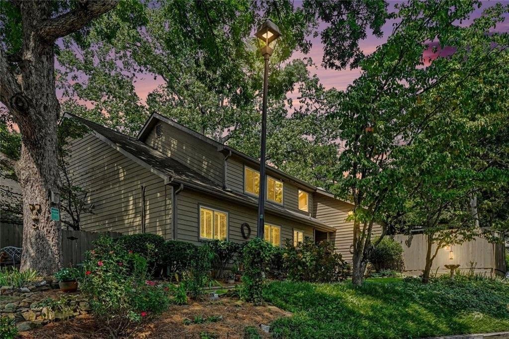 Condo in Brookhaven, Georgia, United States 2 - 18782464