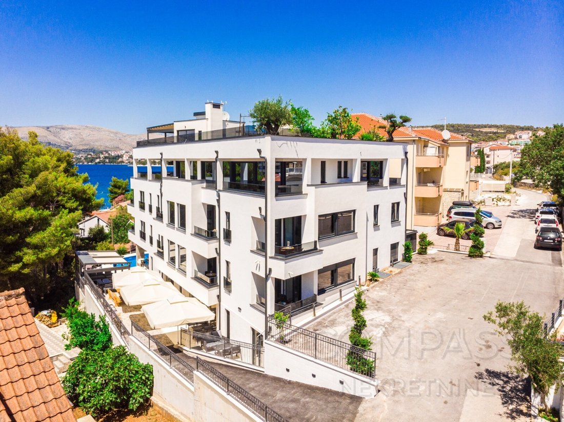 Villa in Okrug Gornji, Split-Dalmatia County, Croatia 2 - 18782543