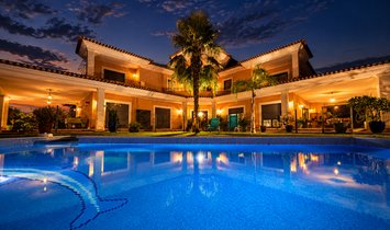 Villa in Fernao Ferro, Setubal, Portugal 1