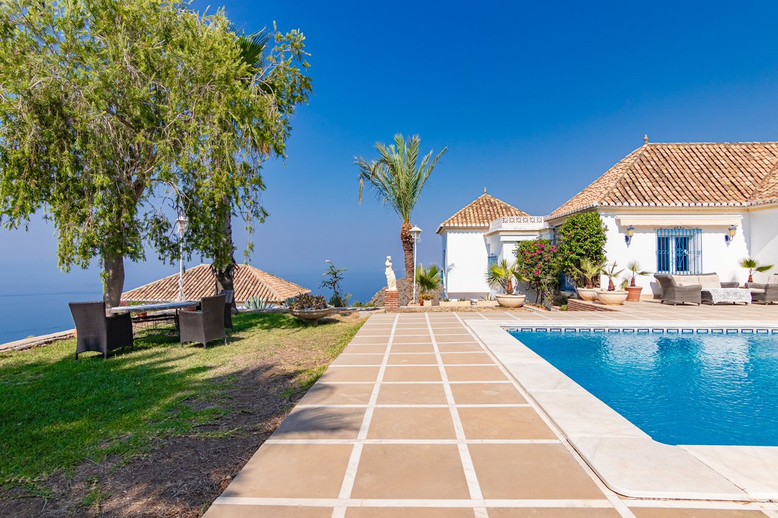 Villa in La Herradura, Almunecar, Spain 5 - 18783175