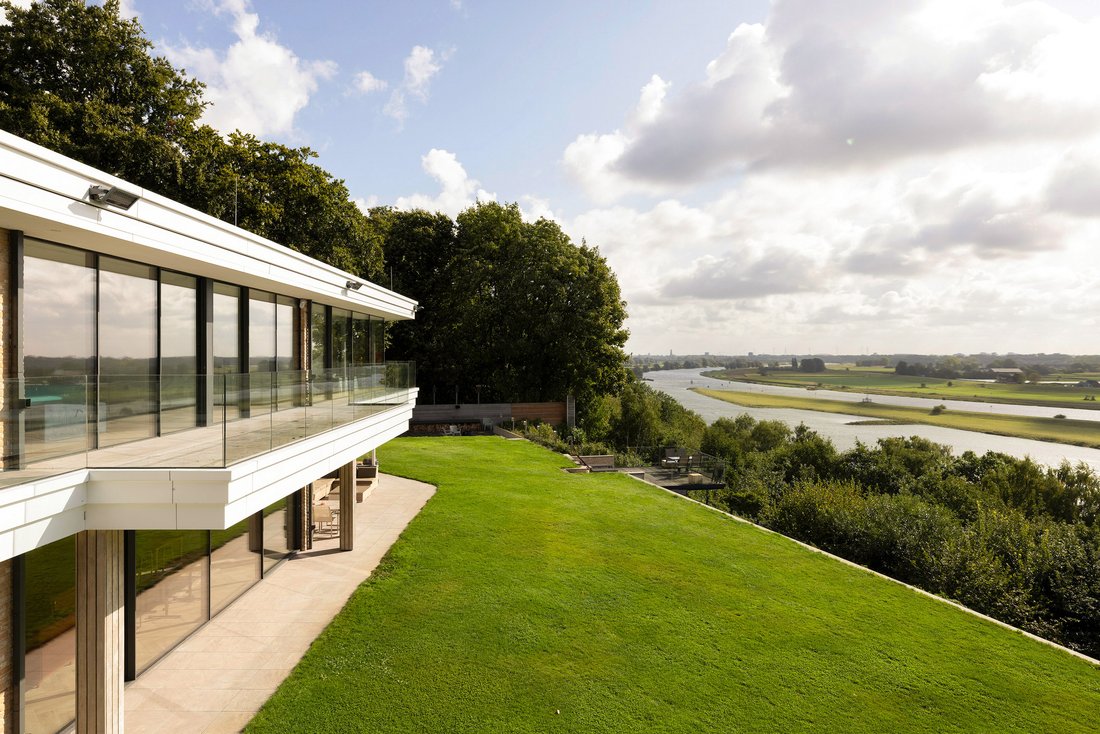 Villa in Heveadorp, Gelderland, Netherlands 3 - 18443397