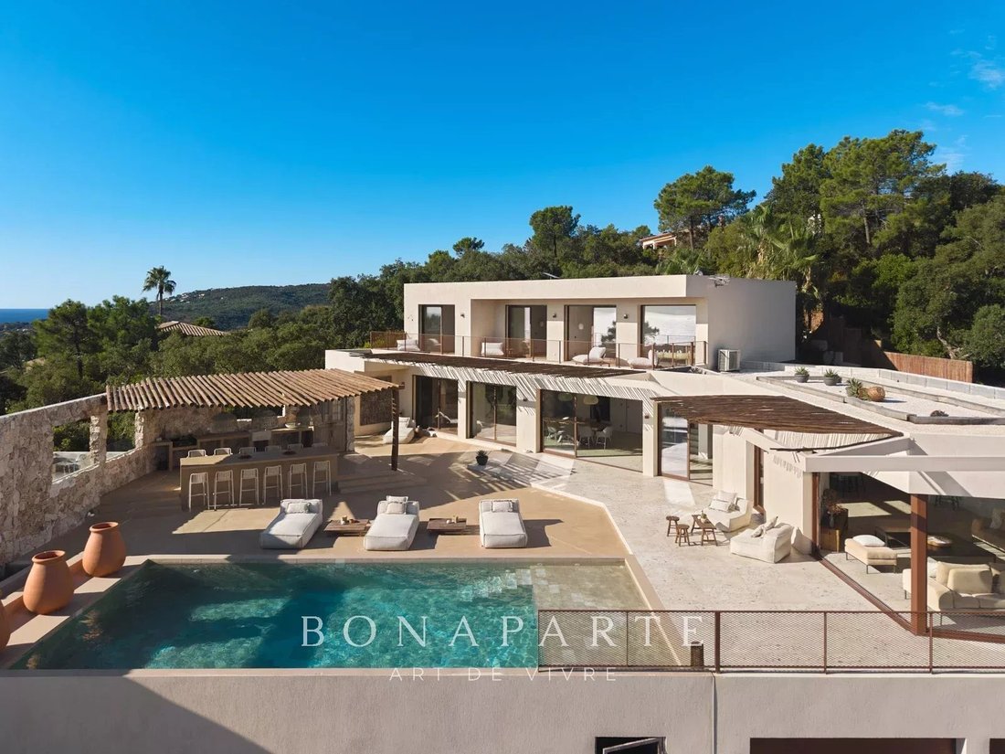 Villa a Les Issambres, Roquebrune-sur-Argens, Francia 4 - 18782621