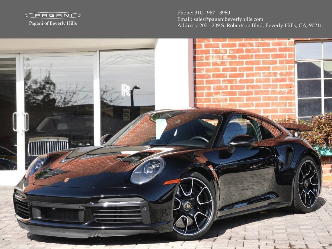 Coupe in Beverly Hills, CA, United States 1 - 18782648