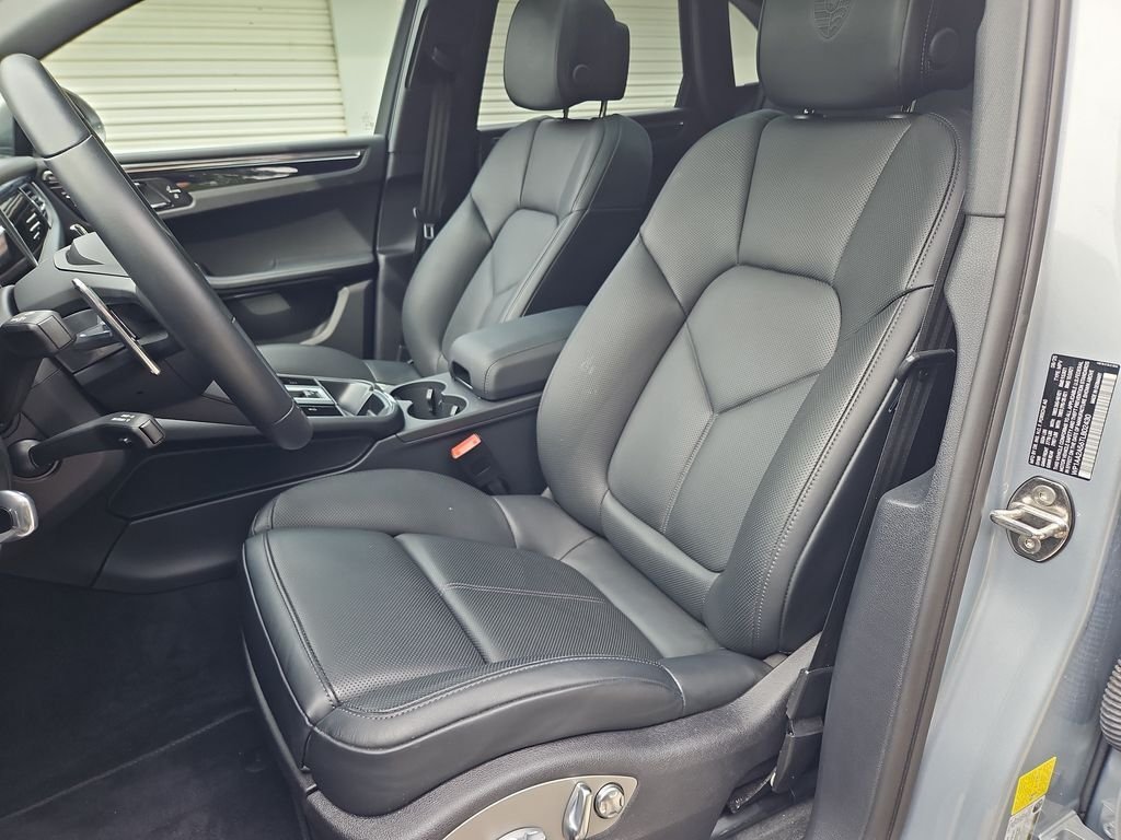 Suv in Stratham, NH, United States 5 - 16113645