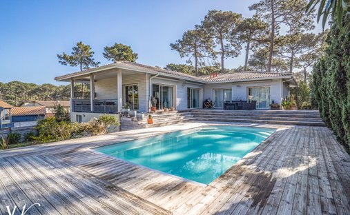 Villa in 33970 Le Cap-Ferret, Lège-Cap-Ferret, Nouvelle-Aquitaine 1