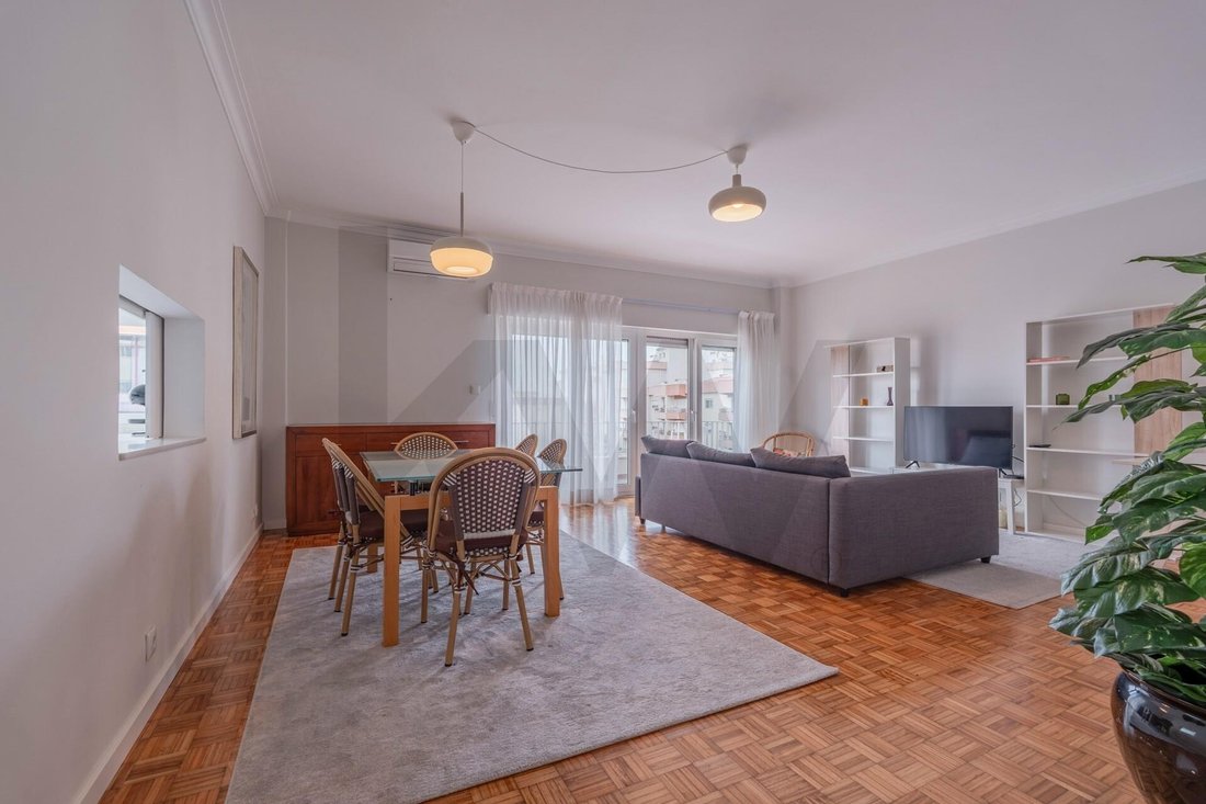 Apartment in Oeiras e Sao Juliao da Barra, Paco de Arcos e Caxias, Lisbon, Portugal 1 - 18782578