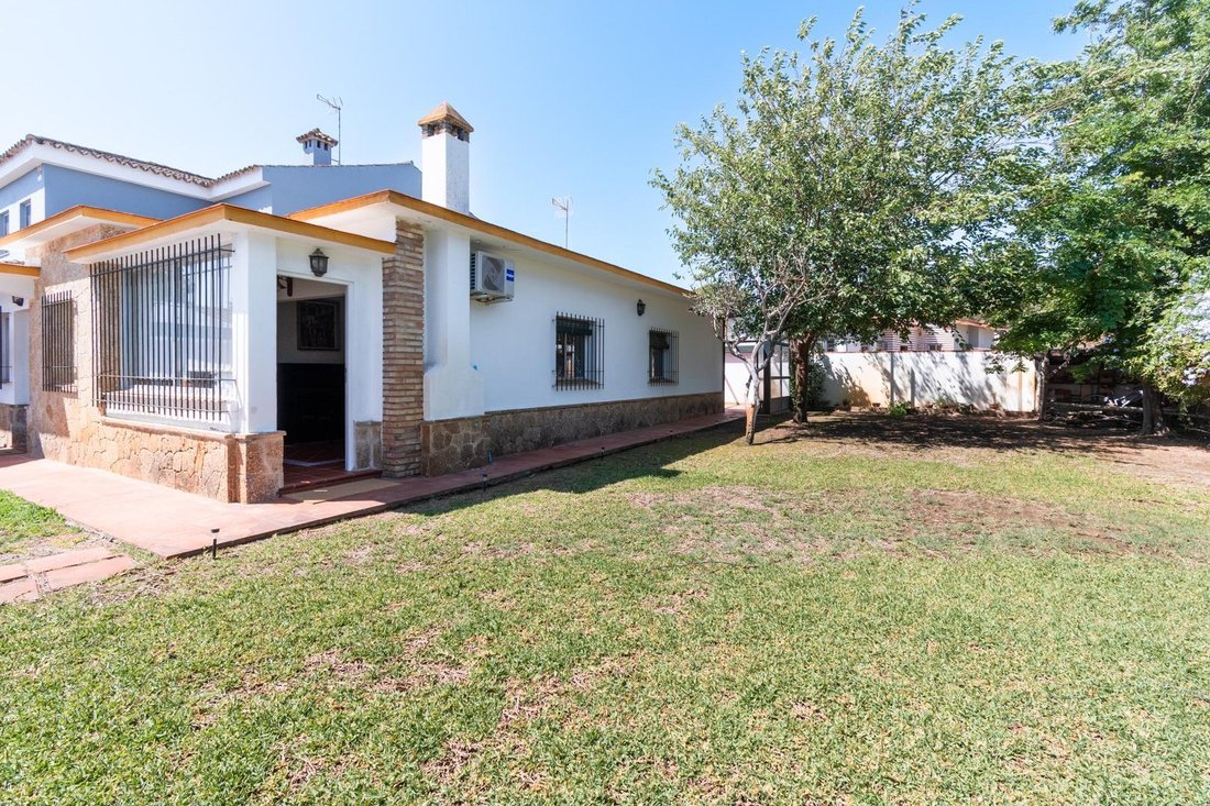 Chalet in El Puerto de Santa María, Andalusia, Spain 4 - 18000213