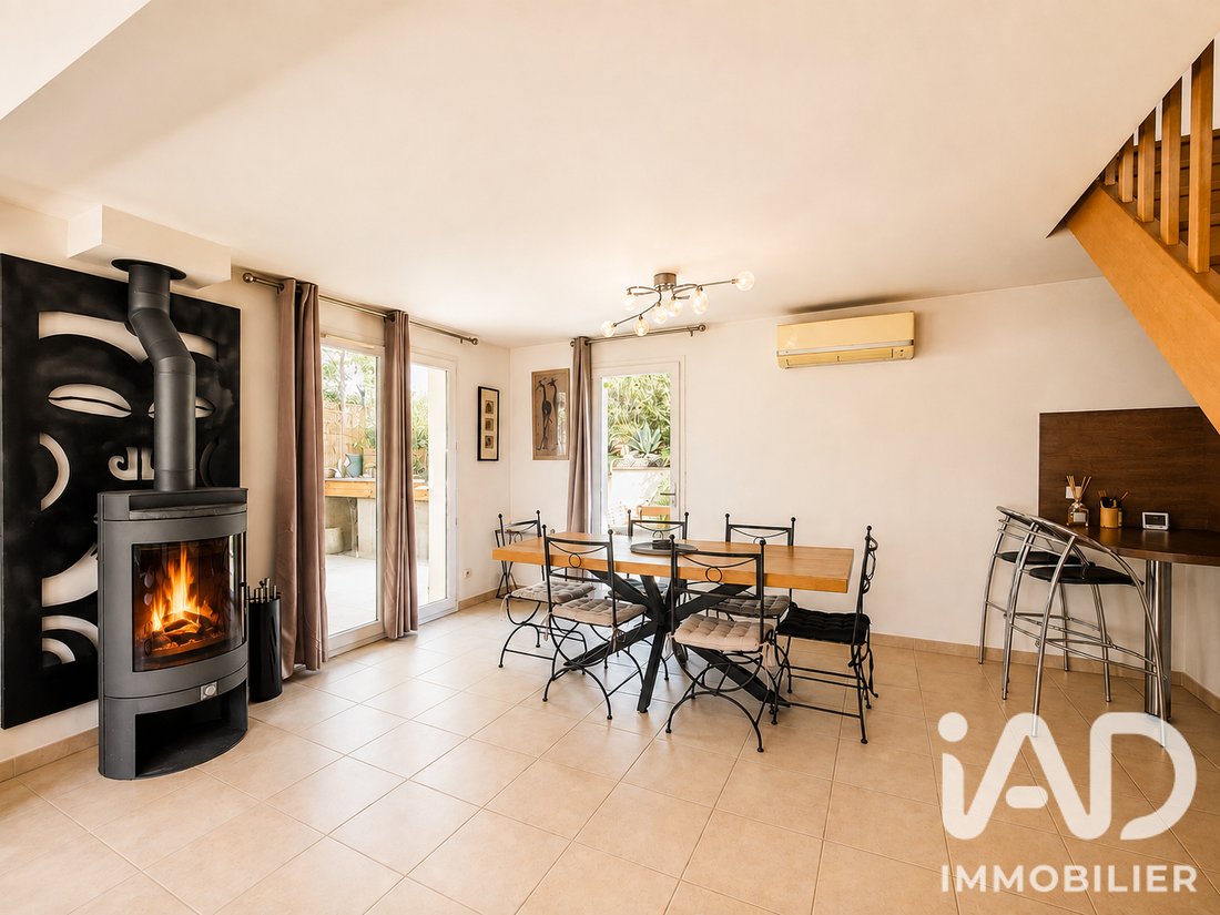 House in Volx, Provence-Alpes-Côte d'Azur, France 4 - 18246517