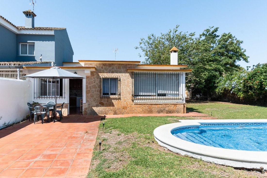 Chalet in El Puerto de Santa María, Andalusia, Spain 2 - 18000213