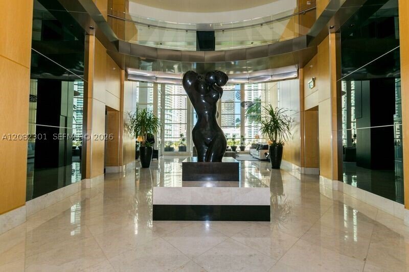 Condominio en Miami, Florida, Estados Unidos 2 - 18782807