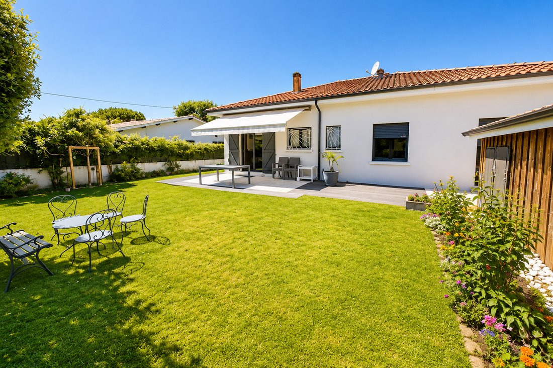 Villa in Nord Est, Andernos-les-Bains, France 4 - 18782952