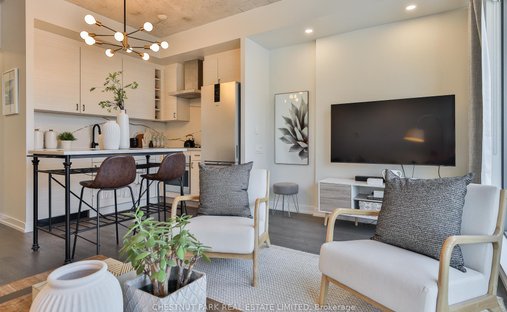 Appartement à Toronto, Ontario, Canada 1
