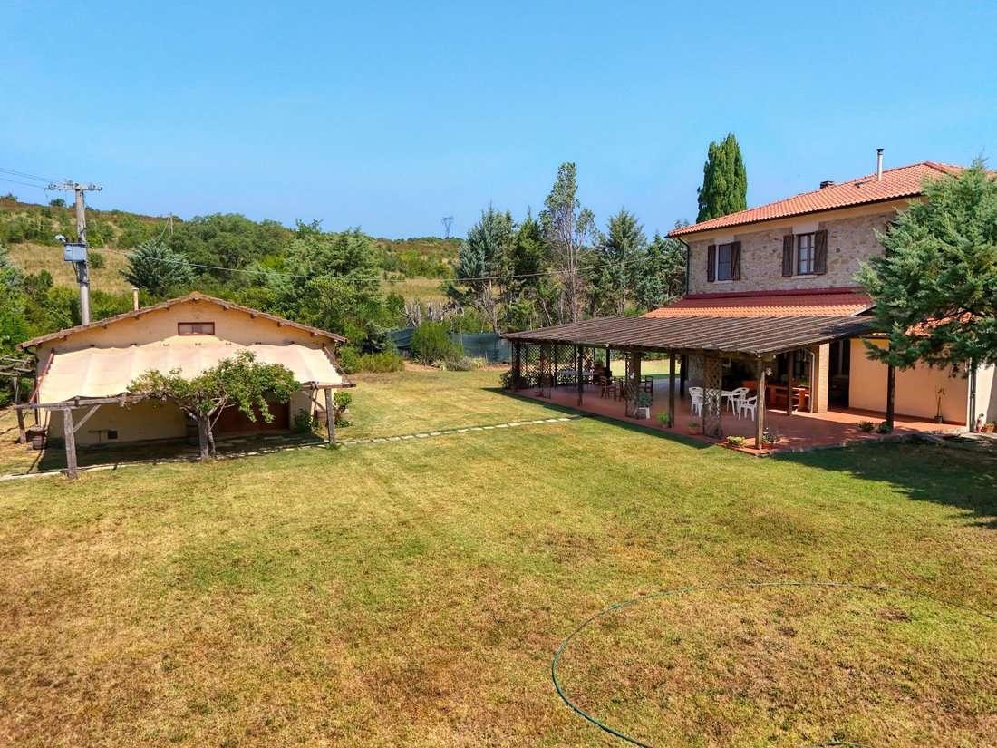Maison à Monteverdi Marittimo, Toscane, Italie 1 - 14855207