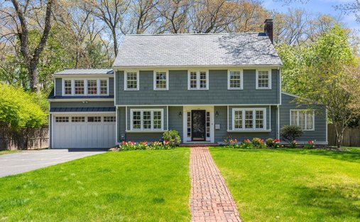 House in Wellesley, Massachusetts, United States 1