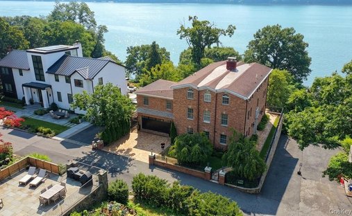 House in New York, New York, United States 1