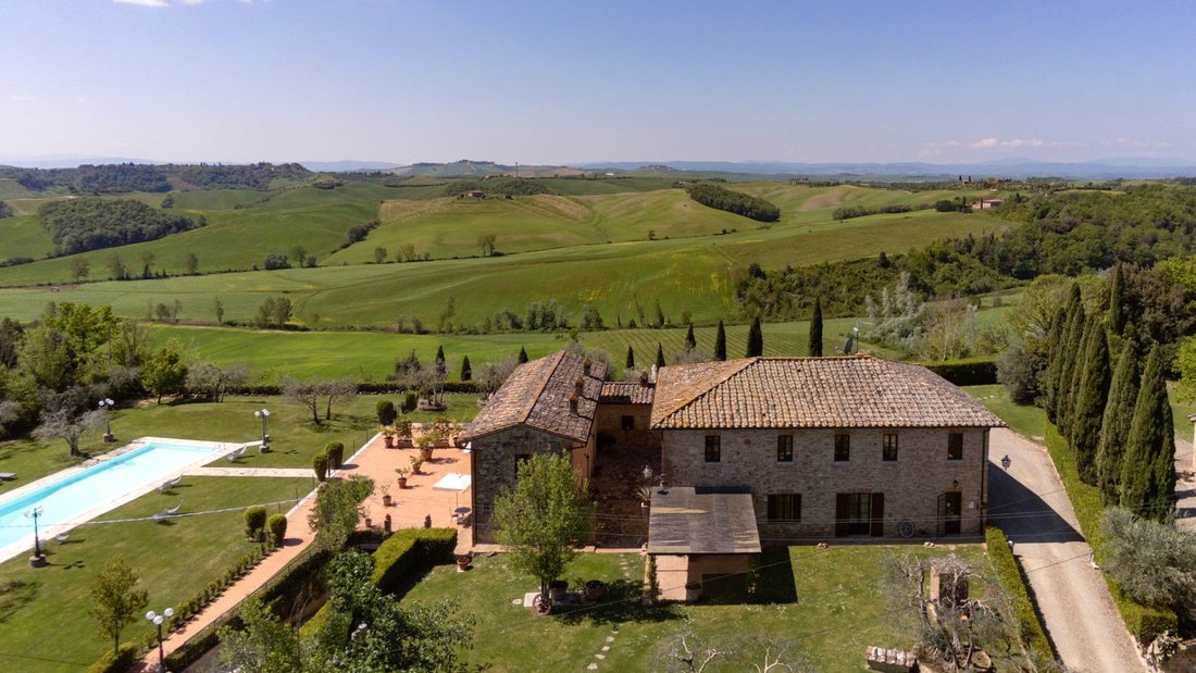 Country House in Castelnuovo Berardenga, Tuscany, Italy 2 - 18783223