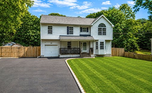 Casa a Medford, New York, Stati Uniti 1
