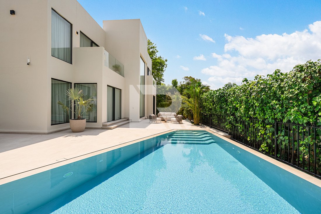 Villa in Jumeirah Islands / Juzur Jumeirah, Dubai, United Arab Emirates 2 - 18783306