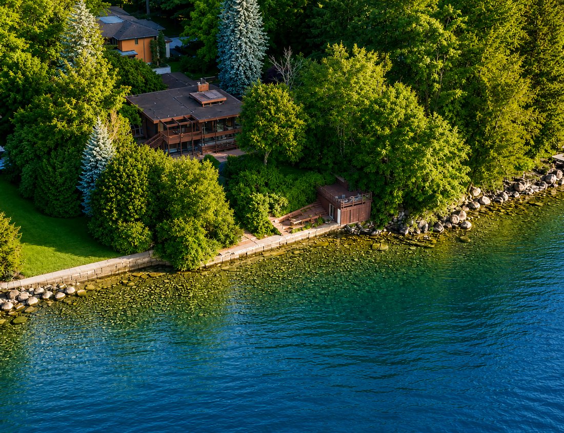 House in Oakville, Ontario, Canada 1 - 18784545