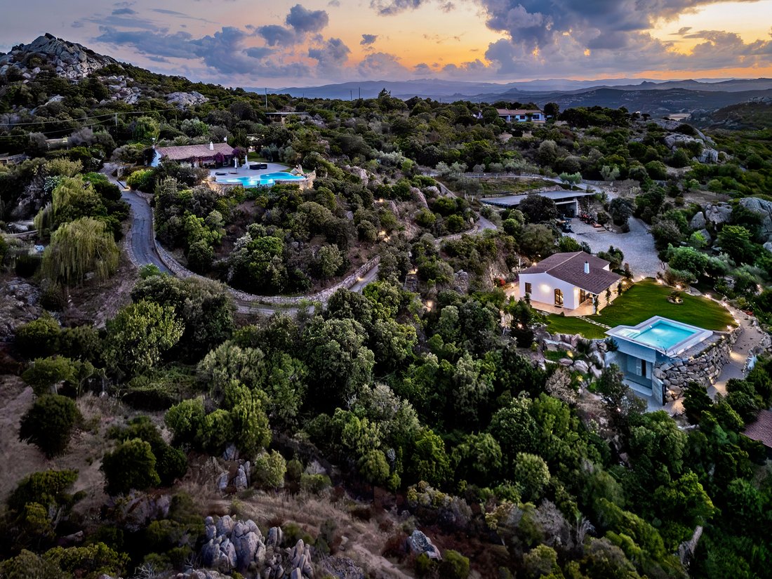 Estate in Area Arzachena Paese, Arzachena, Sardinia 4 - 18784729