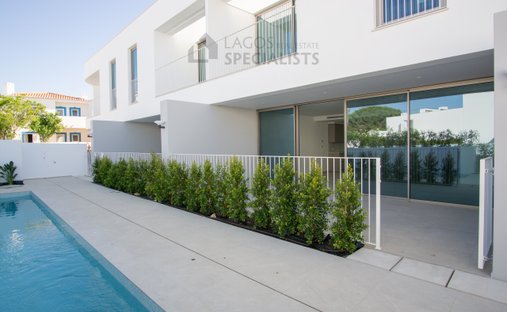 Townhouse en Praia De Porto Mós, Sao Goncalo de Lagos, Algarve 1