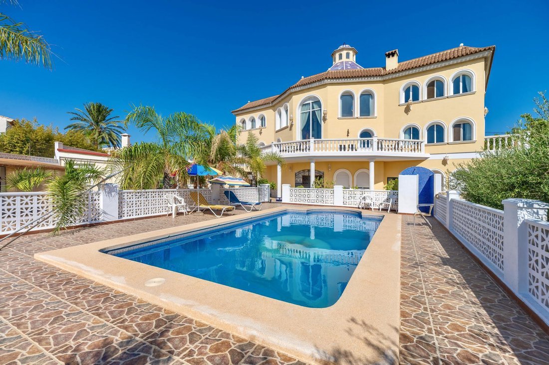 Villa in Altea, Land Valencia, Spanien 3 - 18783996