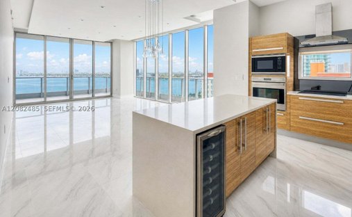 Condo in Miami, Florida, United States 1