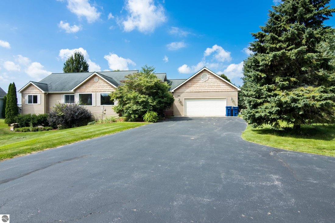 House in Traverse City, Michigan, United States 1 - 18783397