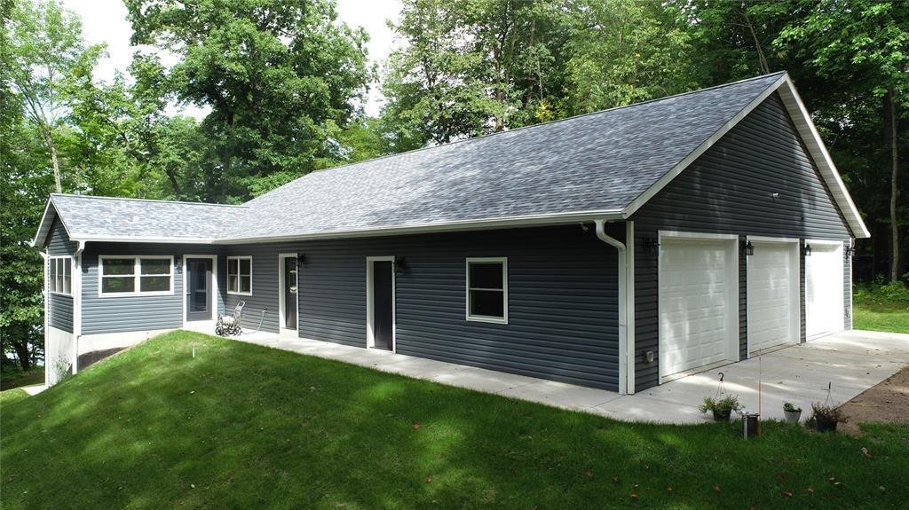 House in New Auburn, Wisconsin, United States 4 - 18785872