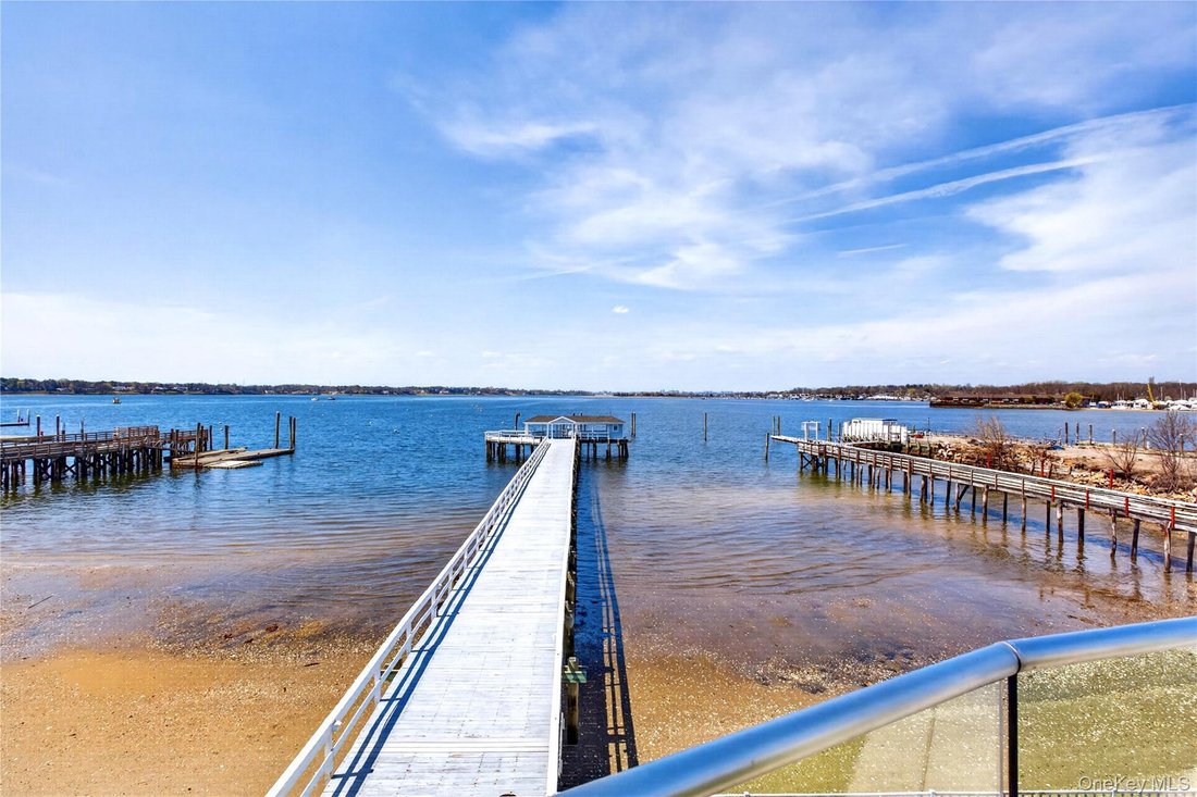 Condominio a Port Washington, New York, Stati Uniti 1 - 18787517