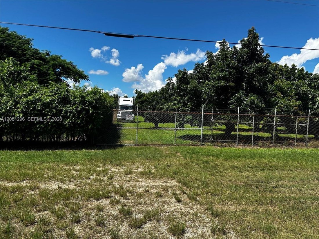 Land in Miami, Florida, United States 2 - 18788957