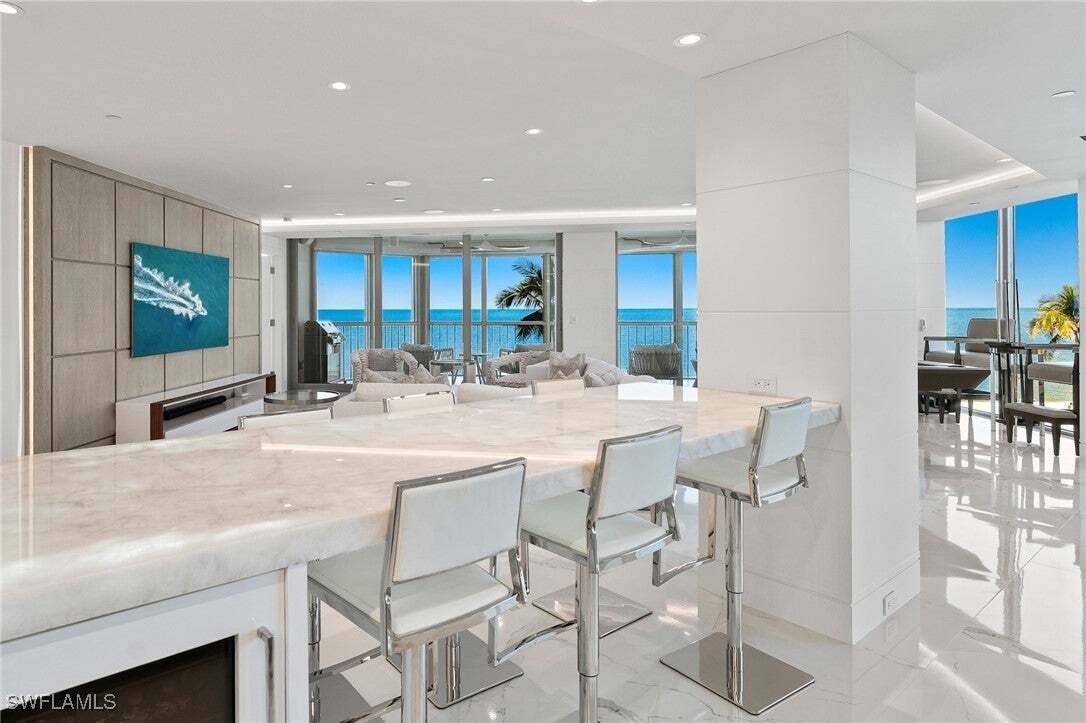 Condo in Naples, Florida, United States 4 - 18786354