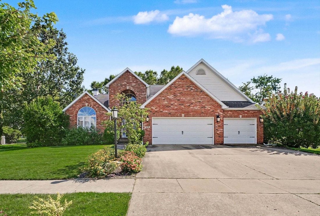 House in Mahomet, Illinois, United States 2 - 18784017