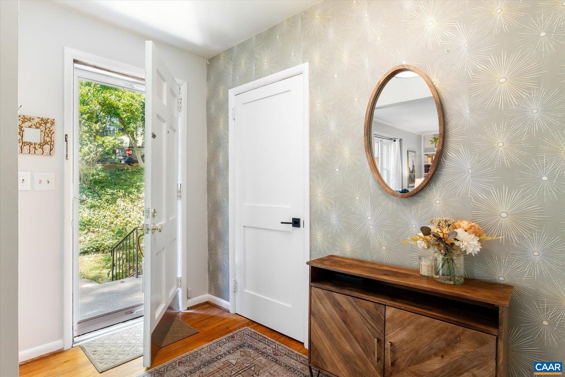 House in Charlottesville, Virginia, United States 3 - 18785828