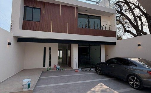 House in Cuernavaca, Morelos, Mexico 1
