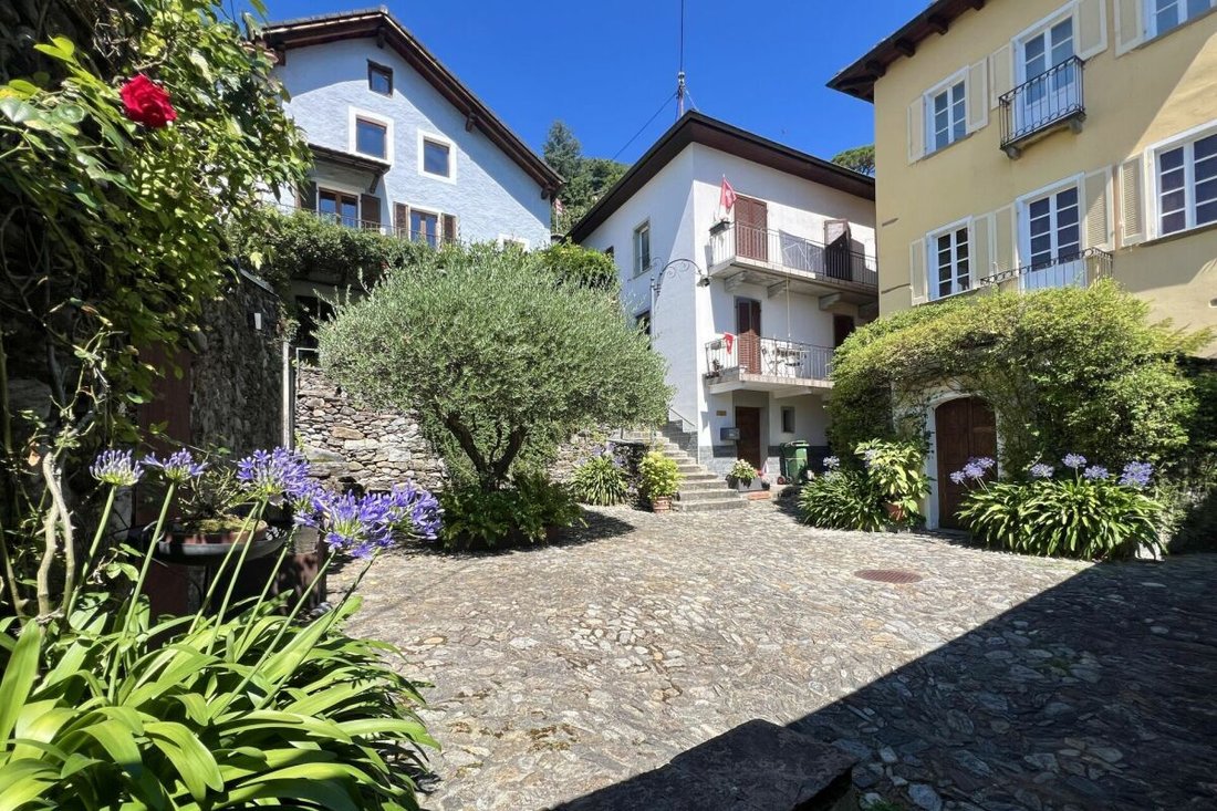 House in Brissago, Ticino, Switzerland 1 - 18783727